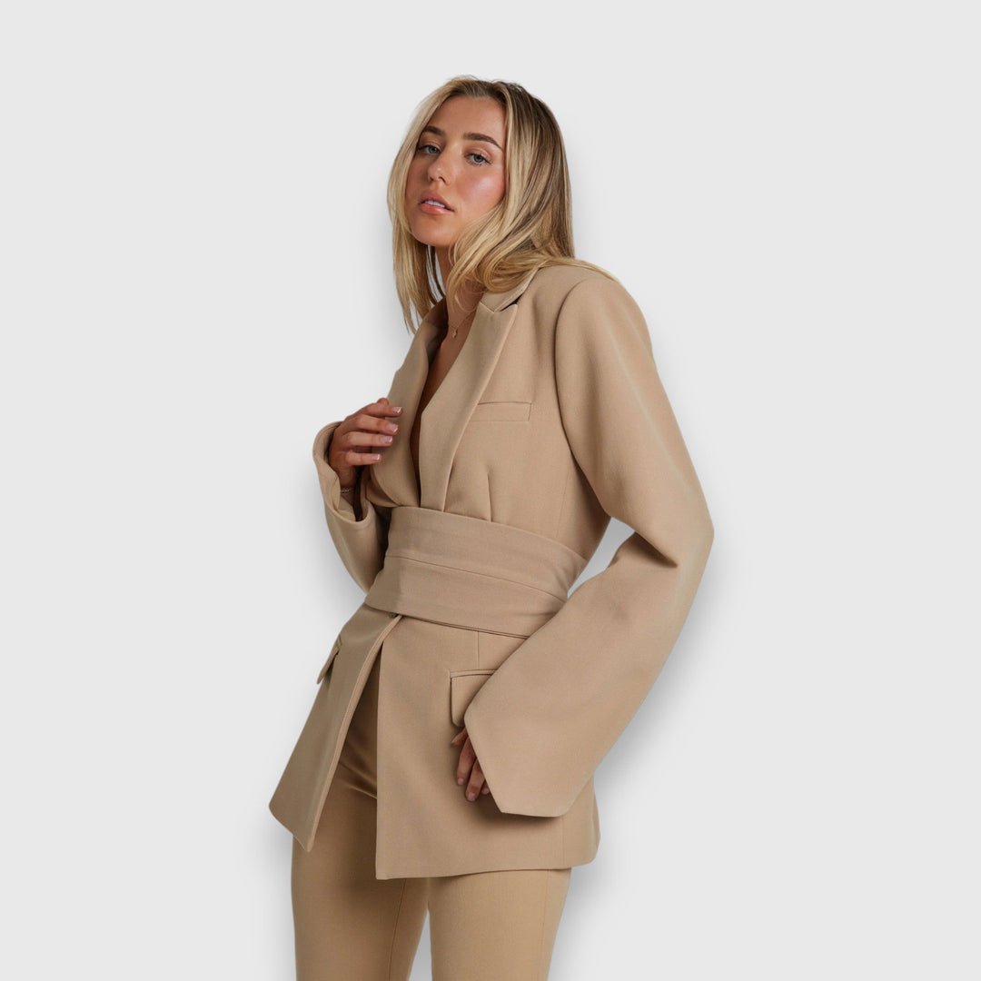 Carmen - Office-Ready Refined Blazer