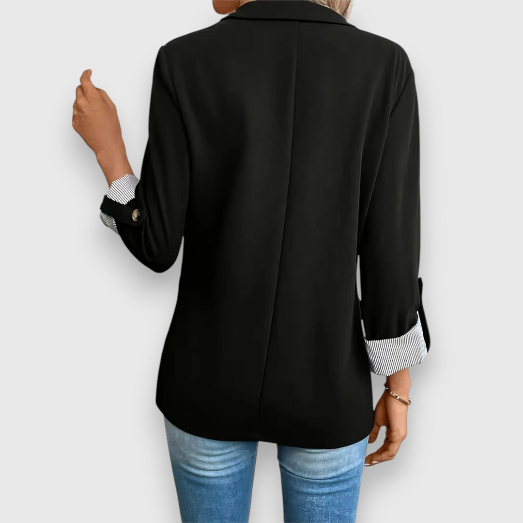 Essy - Chic Office-Ready Blazer