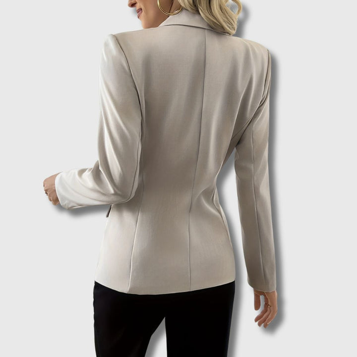 Olivia - Elegant Sharp Blazer