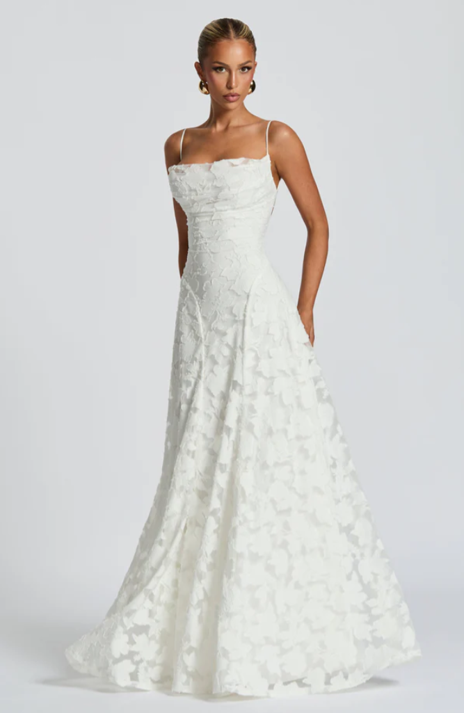 Arabella - Lace Dress