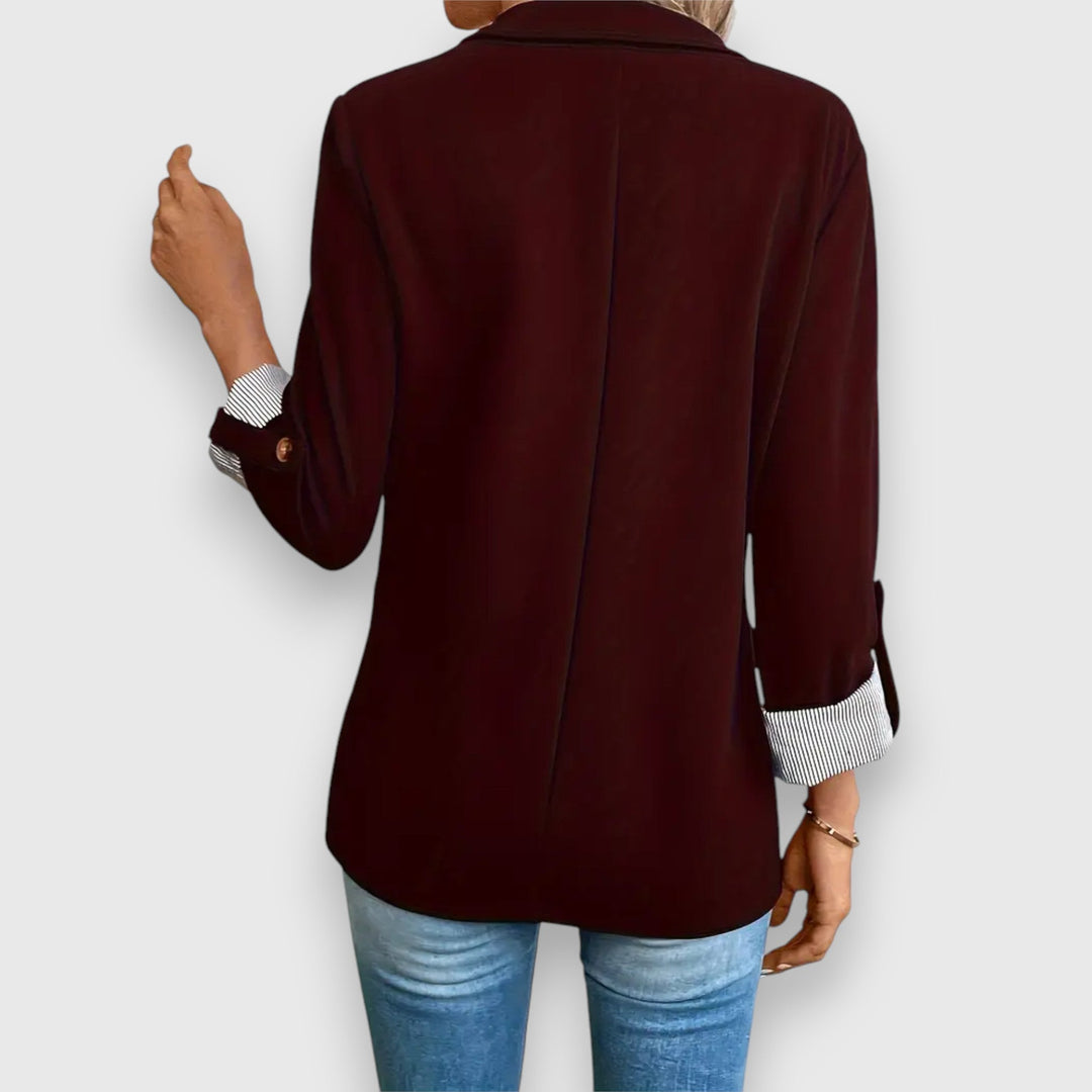 Essy - Chic Office-Ready Blazer