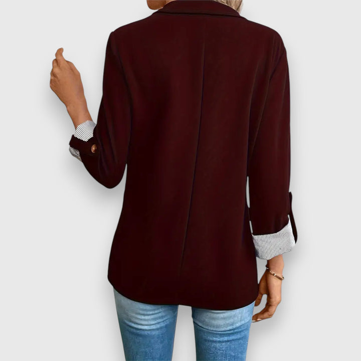 Essy - Chic Office-Ready Blazer