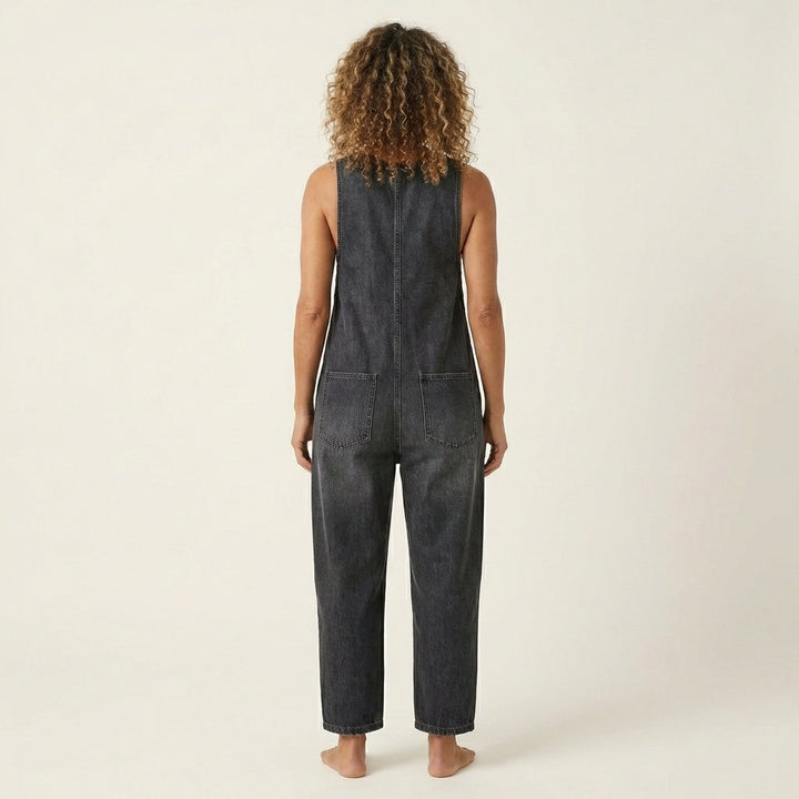 Liva | Jumpsuit with Button Straps